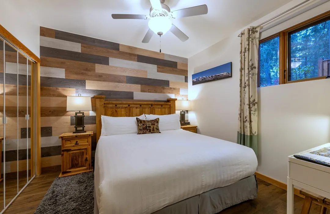 Canyon Ridge Lodge-1