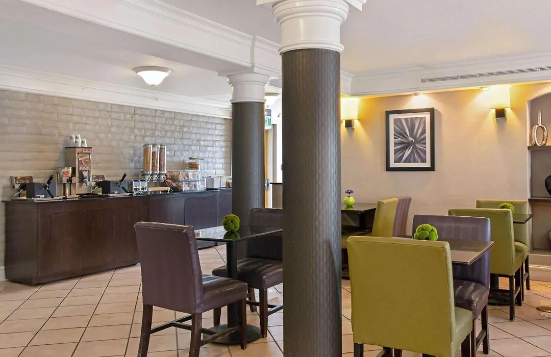 Travelodge By Wyndham Golden-Denver-1